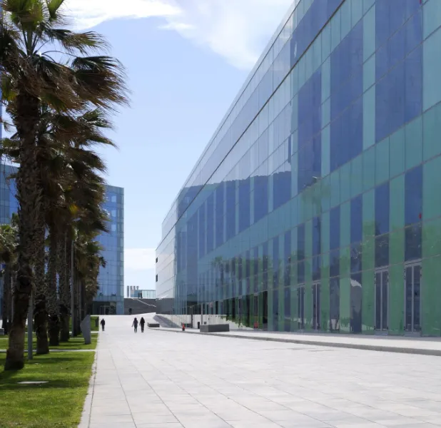Expertos en inversión inmobiliaria y locales comerciales en rentabilidad en Barcelona