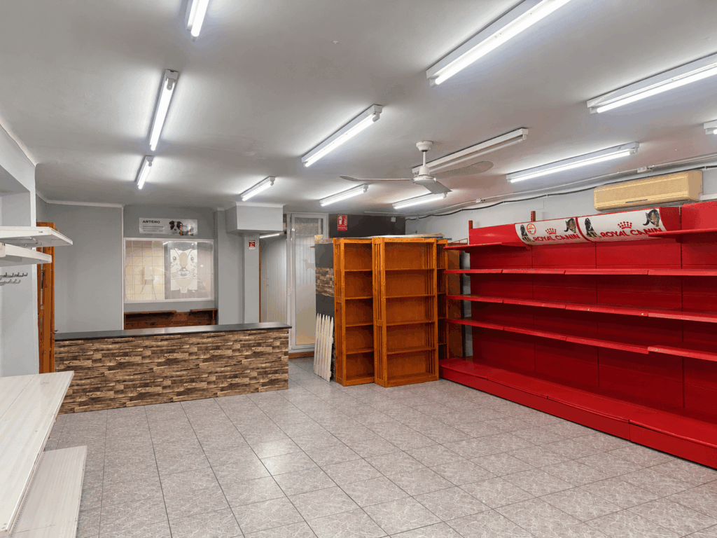 Local en venta en Sant Feliu de Llobregat
